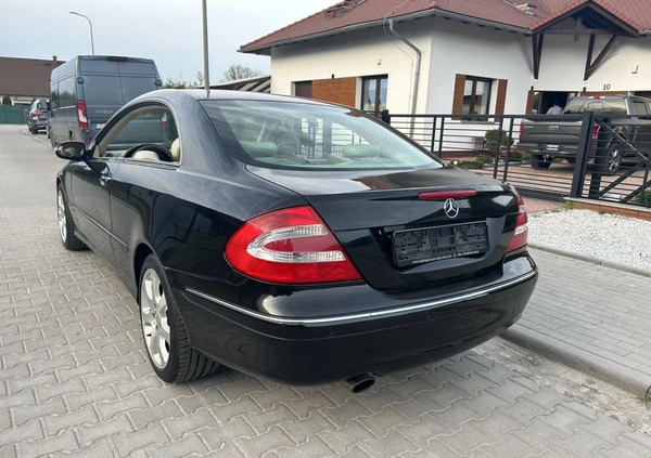 Mercedes-Benz CLK cena 23700 przebieg: 152000, rok produkcji 2003 z Namysłów małe 106